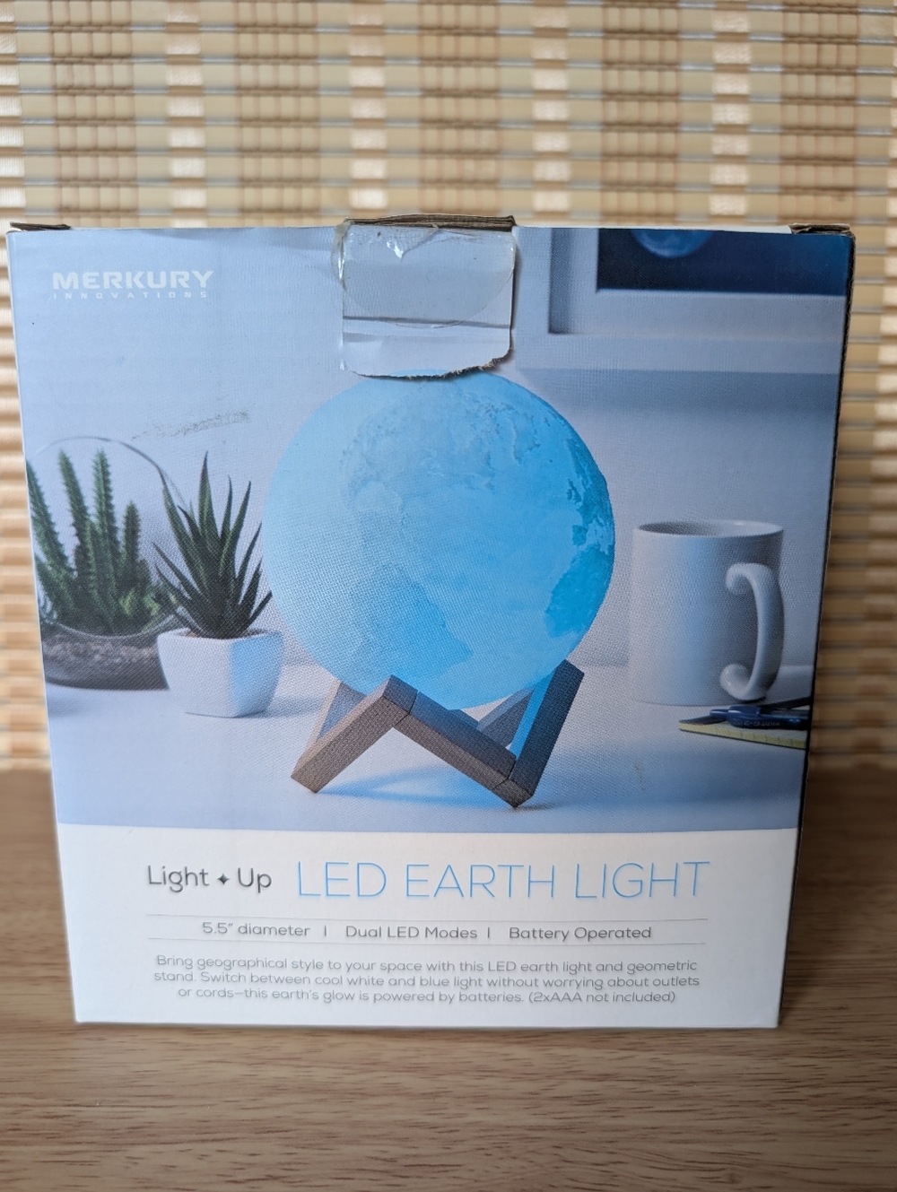 Merkury Innovations LED Earth Light - Blue Globe